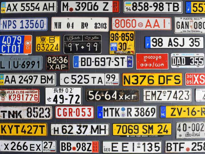 Personnalisation de plaques d'immatriculation Martinique